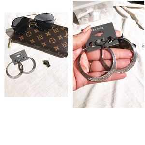 👠Express Hoop Earrings NEW👠